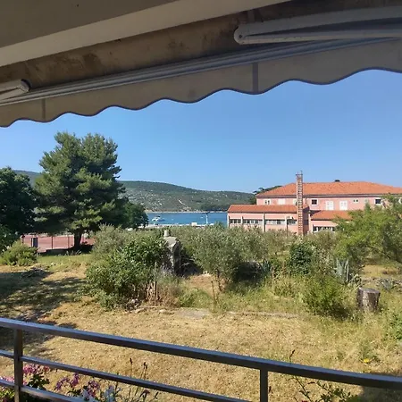 Marenic Apartment Cres