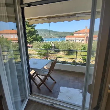 Marenic Cres