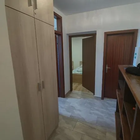 Marenic Apartment Cres