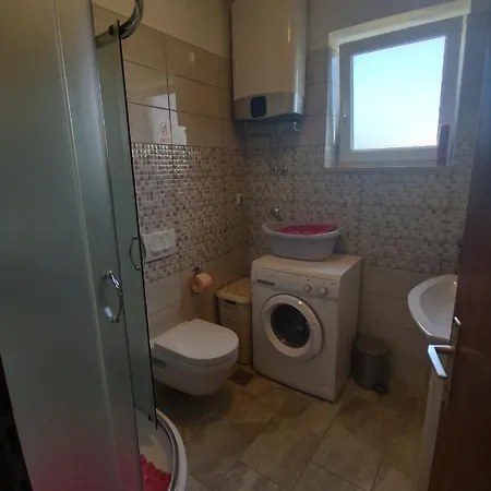 Apartment Marenic *